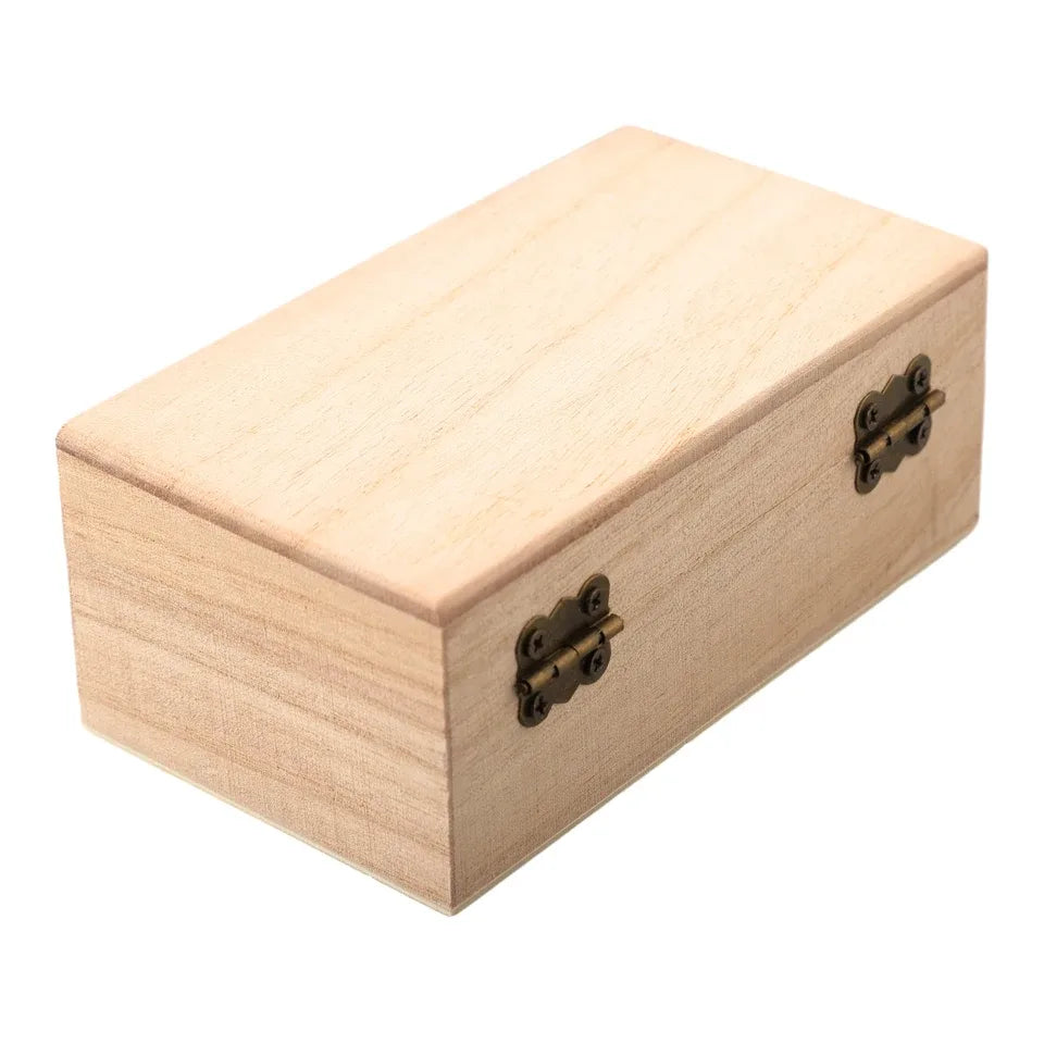 Boite à dés en bois clair