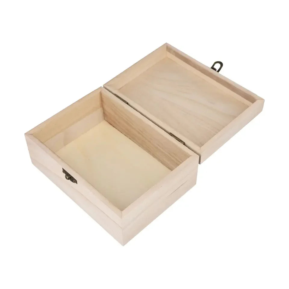 Boite à dés en bois clair