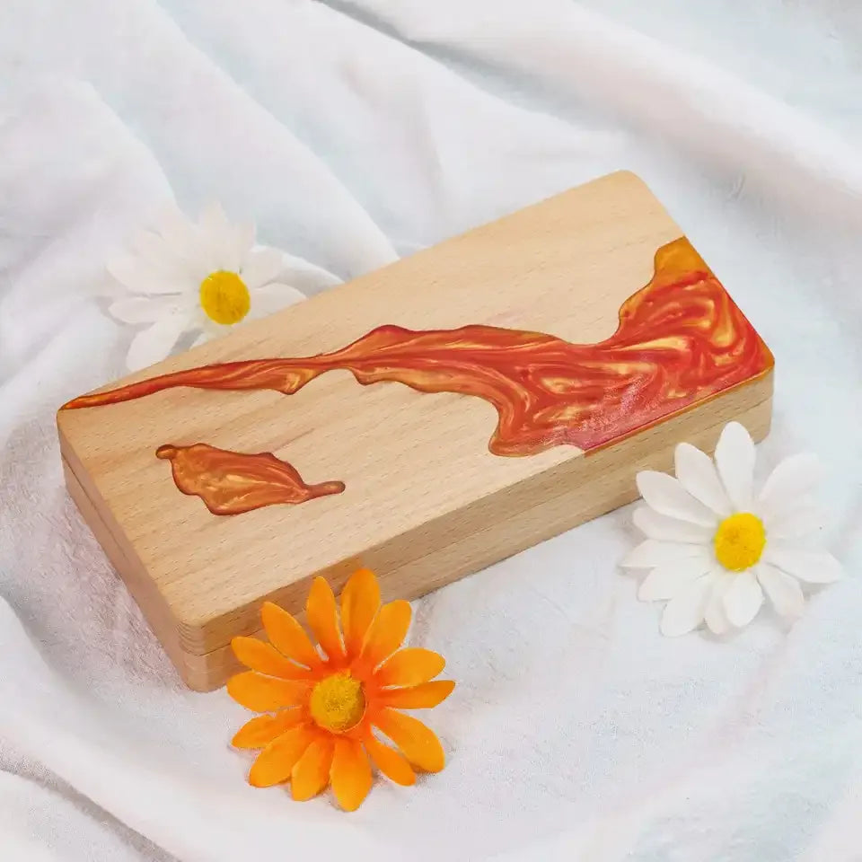 Boîte à dés en bois et résine
