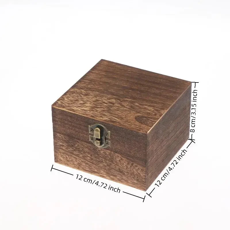 Boite à dés en bois vintage