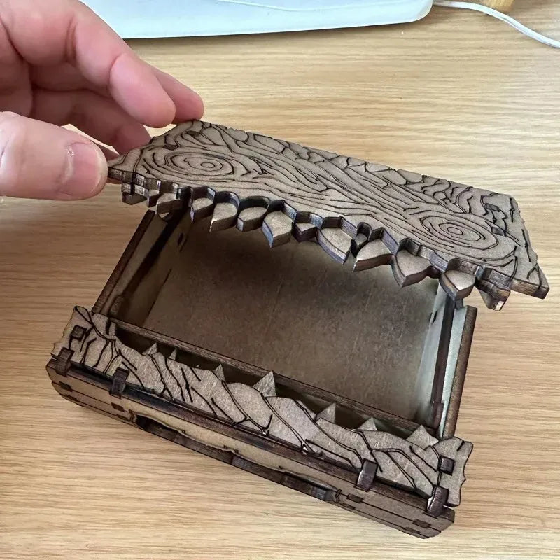 Boite à dés mimique en bois