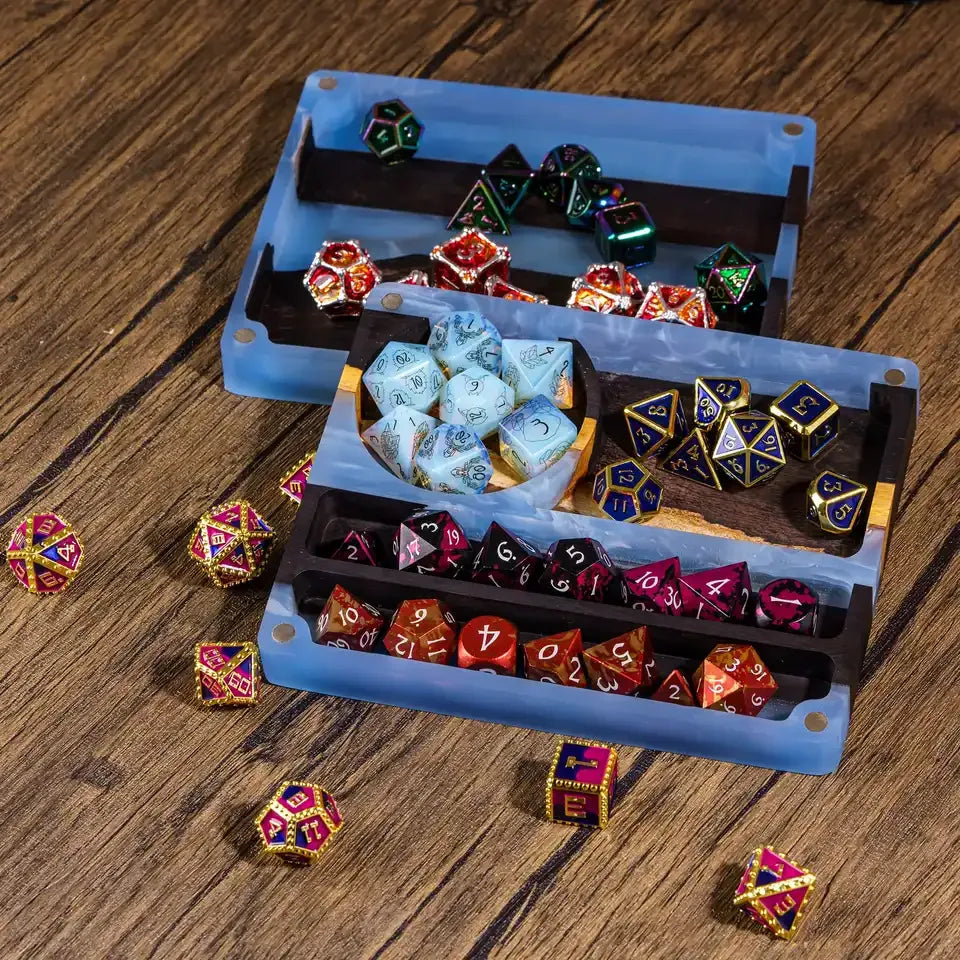 Boîte à dés résine epoxy et bois