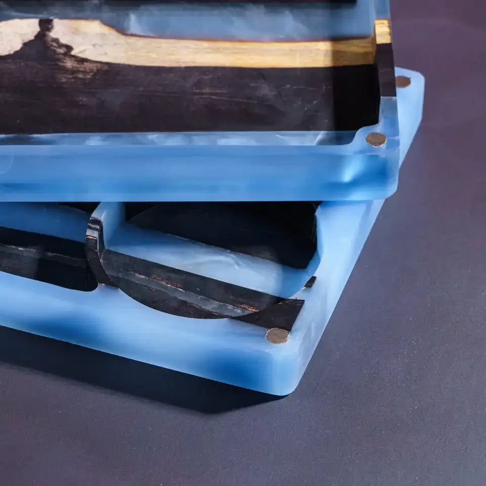 Boîte à dés résine epoxy et bois