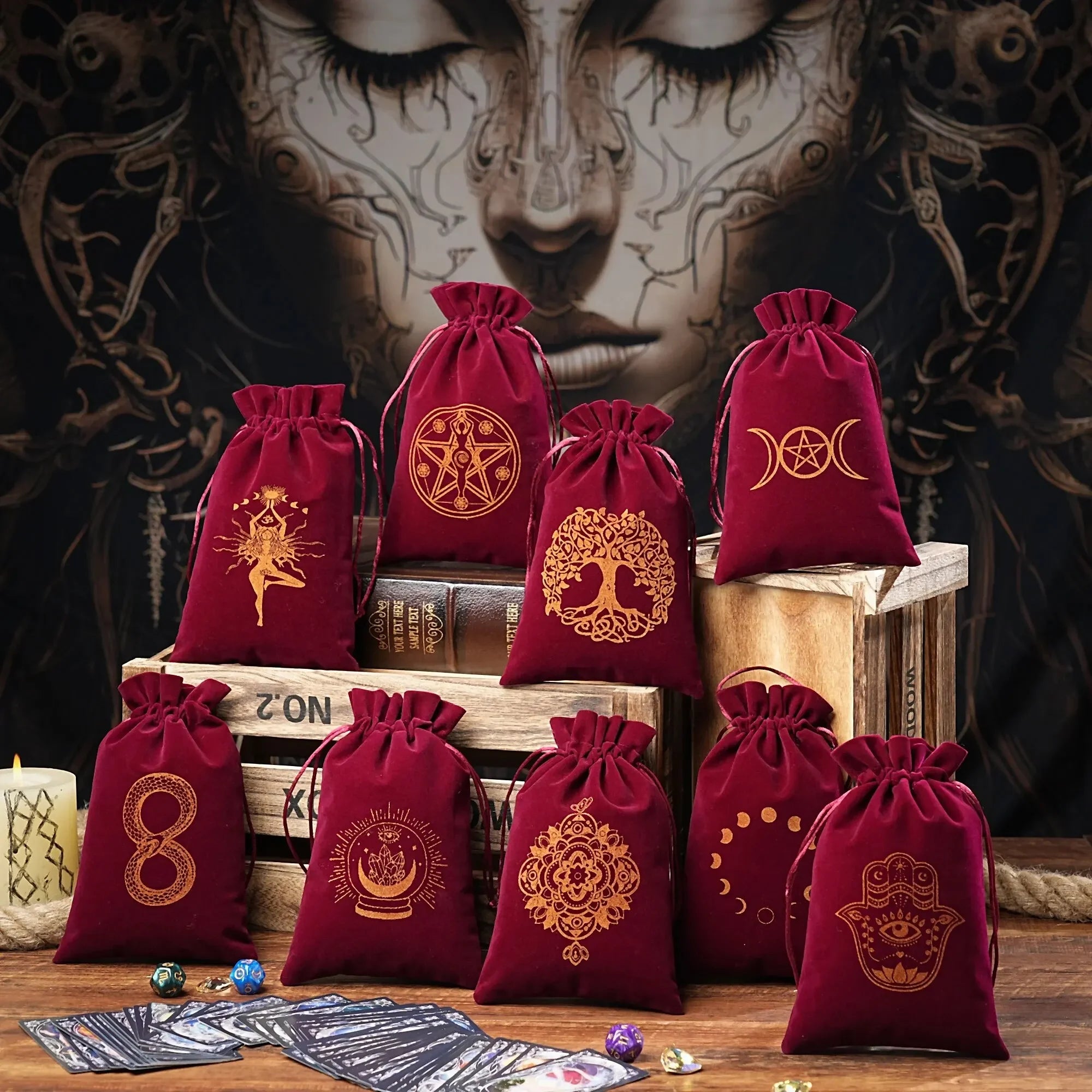 Bourse à dés en velours rouge - motifs celtiques