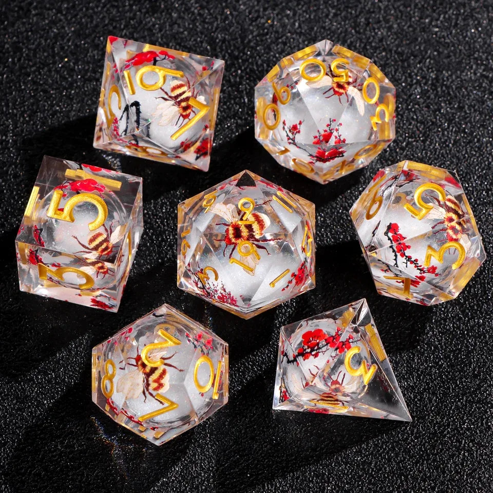 Noyaux Liquide Abeille – Set de dés pour JDR