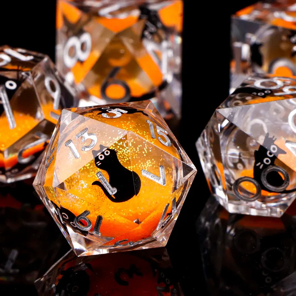 Noyaux Liquide Chat Noir – Set de dés pour JDR