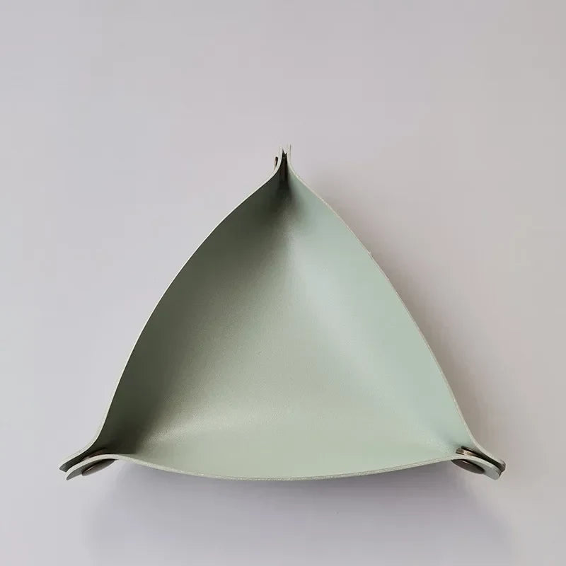 Plateau à dés triangulaire en similicuir 14 coloris